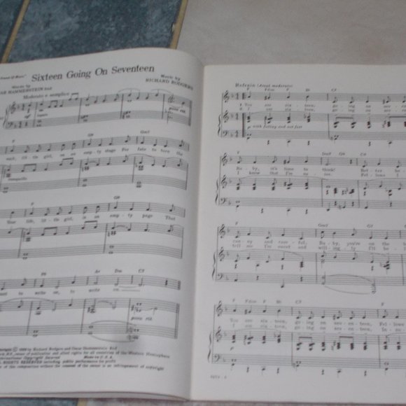 Collectable Vintage The Sound Of Music Vocal Selection Copywright 1959, 31 pages - Picture 3 of 4